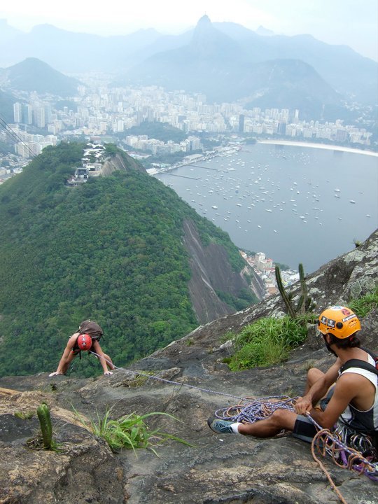 Climbing up to Corcovada