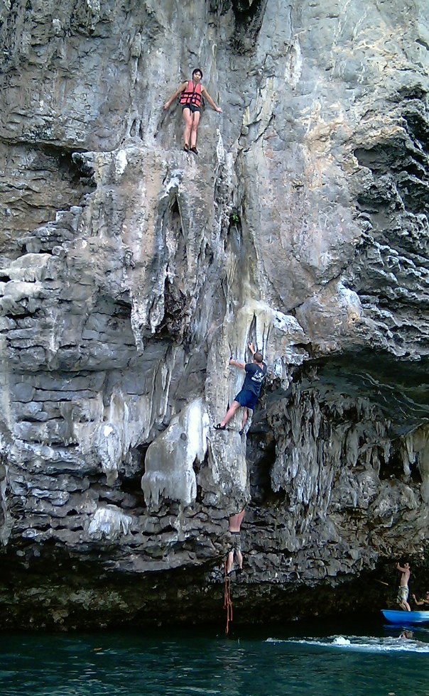 deep water soloing off tonsai